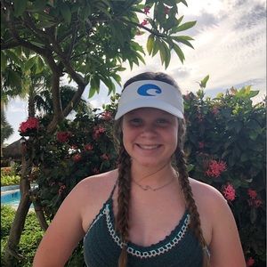 Meet your Posher, Emma